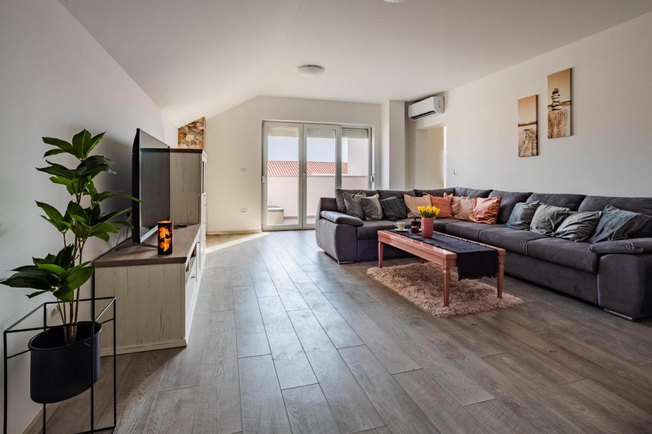 Seaview Apartments Roberta Ζαντάρ Εξωτερικό φωτογραφία